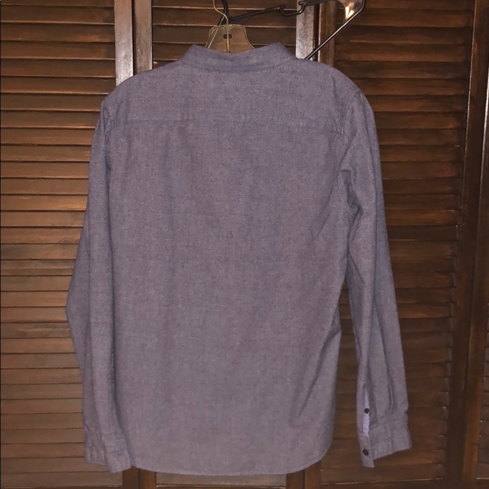 Men’s Button Down Shirt - Picture 3 of 4
